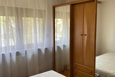 Apartament cu 2 camere decomandat în Lipovei