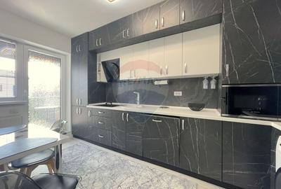 Garsonieră decomandată, mobilată în Tractorul - 1