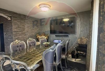 Casă cu 5 camere cu Teren 450 Mp în Central - 3