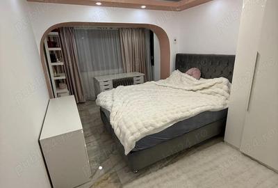 Apartament cu 3 camere decomandat în Babadag - 2