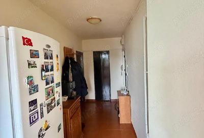 Apartament cu 2 camere semidecomandat în Trivale - 4
