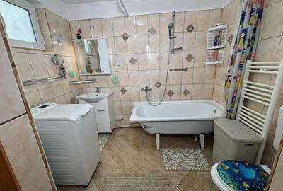 Casa de vacanta sau locuinta permanenta in Busteni, cartier Zamora - zona A - 13