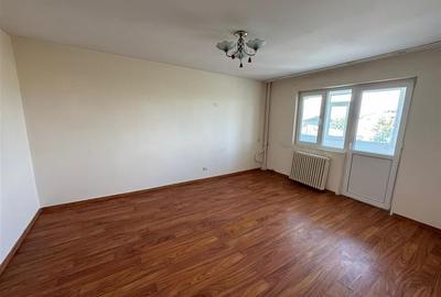 Apartament 3 camere, zona Ultracentrala , etaj 5, liber - 4