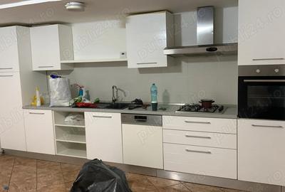 Casă cu 6 camere în Unirea - 1