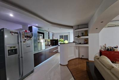 Apartament cu 3 camere decomandat în Drumul Sării - 7