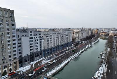 Birou, de 3,560 mp, în P-ța Unirii - 4