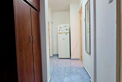 Garsonieră decomandată în Titan - 2