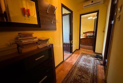 Apartament cu 3 camere decomandat în Tineretului - 13