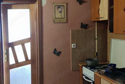 Apartament 3 camere Piata Traian - Pret 68.000 e neg - 5