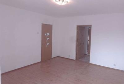 Apartament cu 2 camere semidecomandat în Central - 2