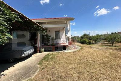 Casa cu incalzire in pardoseala si 17.000 mp teren, sat Oboga - 3