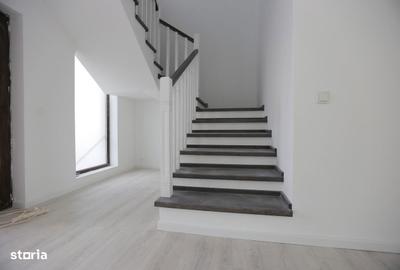 Casă cu 4 camere cu Teren 500 Mp în Cârcea - 2