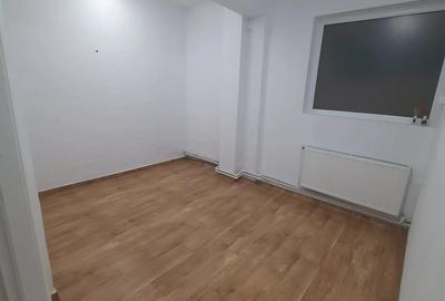 Spațiu comercial, de 114 mp, în 9 Mai - 2