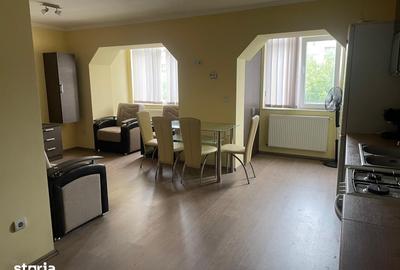 Apartament cu 3 camere decomandat în Nord
