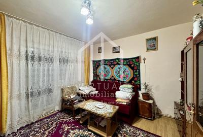 Apartament cu 3 camere decomandat în Turnișor - 2