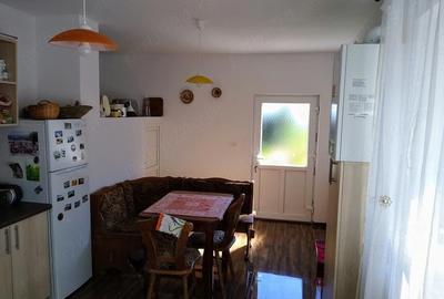 Casă cu 5 camere cu Teren 400 Mp în Central - 4