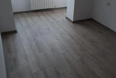 Apartament cu 2 camere decomandat în Petros - 3