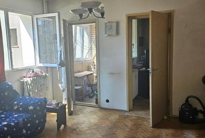 Apartament cu 2 camere circular în Titan - 6