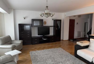 Apartament cu 3 camere decomandat în Băneasa - 3