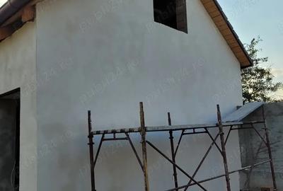 Casa de vanzare la tara - 1