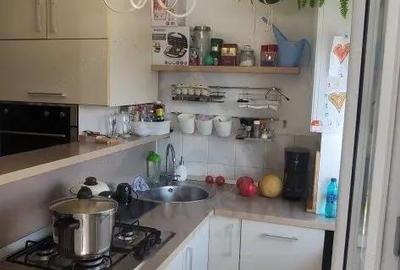 Apartament cu 3 camere decomandat în Vest - 1