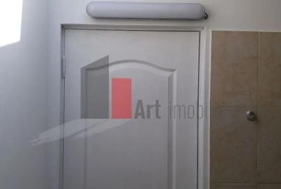 Casă cu 7 camere cu Canalizare în Crângași - 12