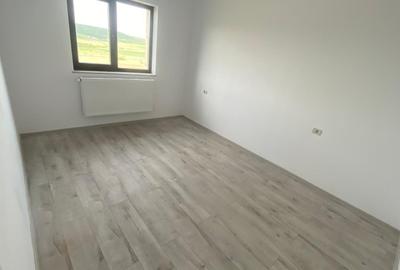 Casă individuală cu 4 camere cu Canalizare în Miroslava - 10