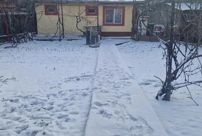 Casă cu 3 camere cu Teren 400 Mp în Oltenița - 9