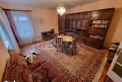 Casă cu 3 camere cu Teren 432 Mp în Central - 7