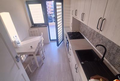 Apartament cu 3 camere în Ostroveni - 2