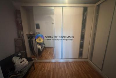 Duplex cu 5 camere cu Canalizare în 1 Mai - 9