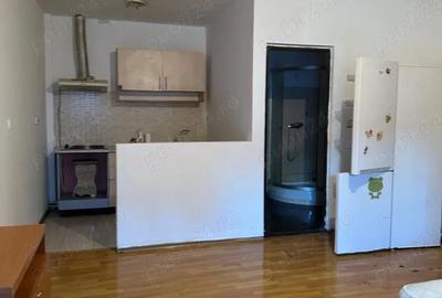 Garsonieră decomandată în Central - 3