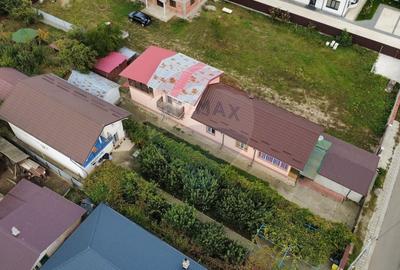 Casa / Vila de vanzare in Serbanesti - 2