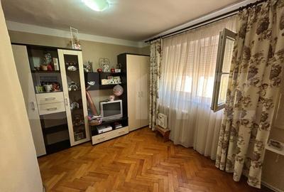 Apartament decomandat cu 3 camere, 70 mp, zona Cetate - 5