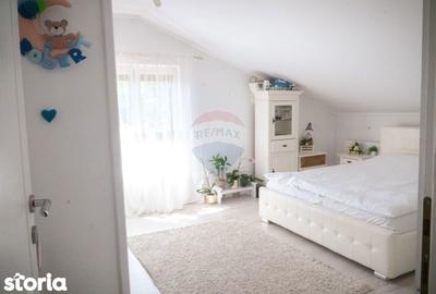 Casă cu 6 camere cu Garaj în Voitinel - 15