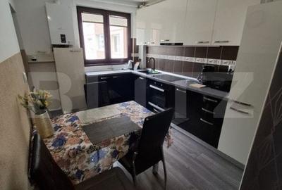 Apartament de vanzare, cu 3 camere, 73 mp, complet mobilat si utilat, zona Astra - 7