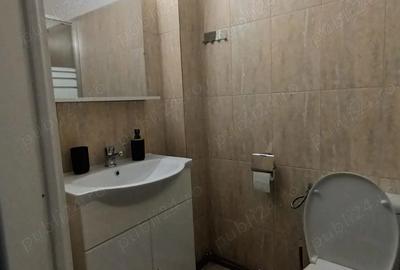 Garsonieră decomandată în Tractorul - 2