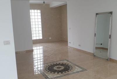 Apartament cu 2 camere decomandat în Străulești - 4