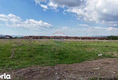 Teren de 527 mp, în Sânpetru - 3