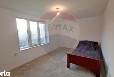 Casă cu 3 camere cu Teren 800 Mp în Corunca - 16