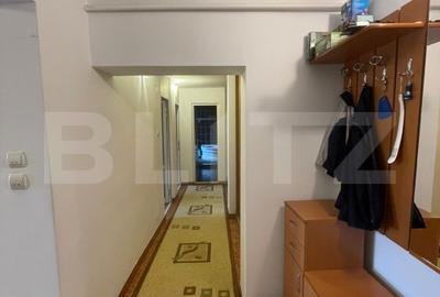 Apartament decomandat, etaj 3/4 - Bulevardul Independentei - 3