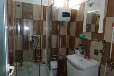 Casa, gradina si curte intr - un peisaj de poveste, aici in Slanic Prahova, unde - 16