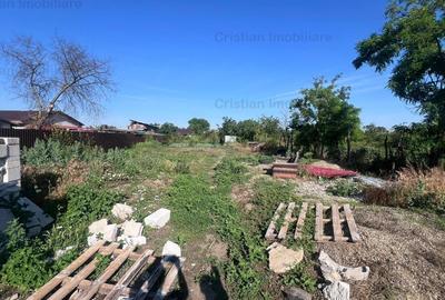 Teren intravilan de 876 mp, în Valea Cânepii - 7