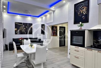 Apartament de vânzare cu 3 camere în zona centrală, Oradea - 1