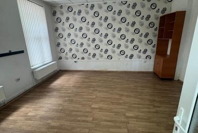 Apartament cu 3 camere decomandat în Semicentral - 4