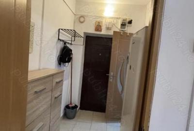 Garsonieră zona trocadero  mobilată utilată 25 mp etaj p/4 - 4