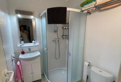 Apartament cu 4 camere decomandat în Central - 3