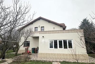 Casă individuală cu 6 camere cu Canalizare în Poiana - 2