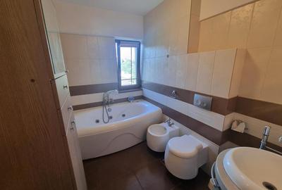 Apartament cu 2 camere decomandat în Tătărași - 8