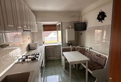 Apartament cu 3 camere decomandat în Exterior Vest - 7